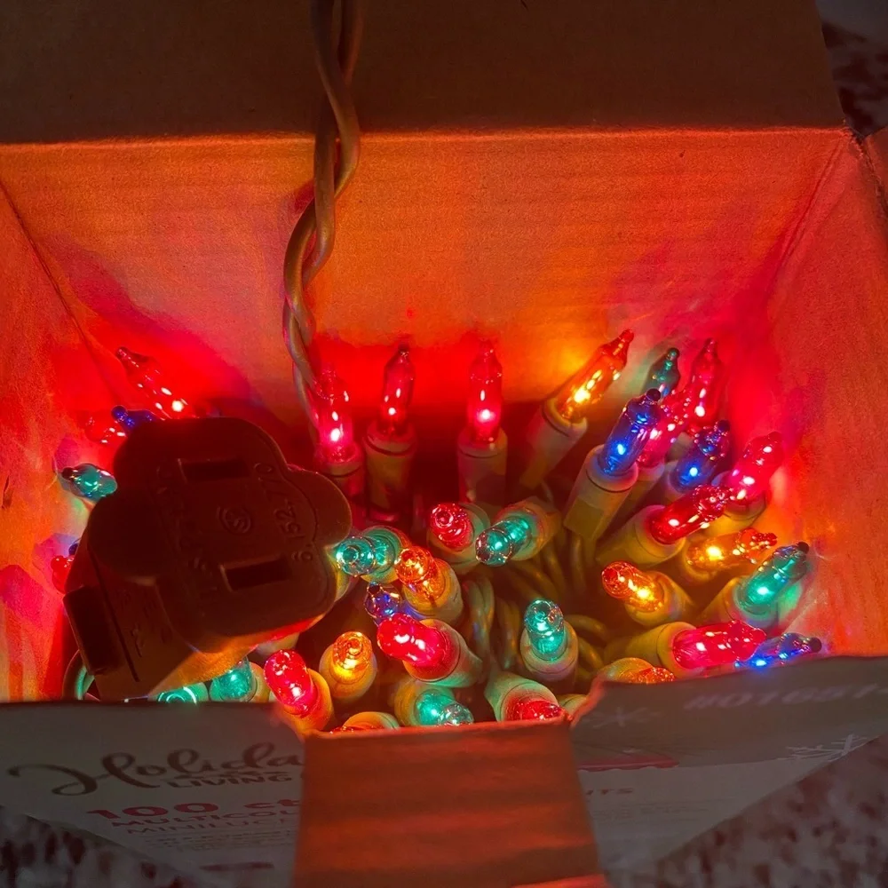 HOLIDAY LIVING Mini Lights Lot of 4 NEW 100 Count Multicolored Festive Decor